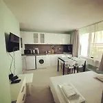 холи *
